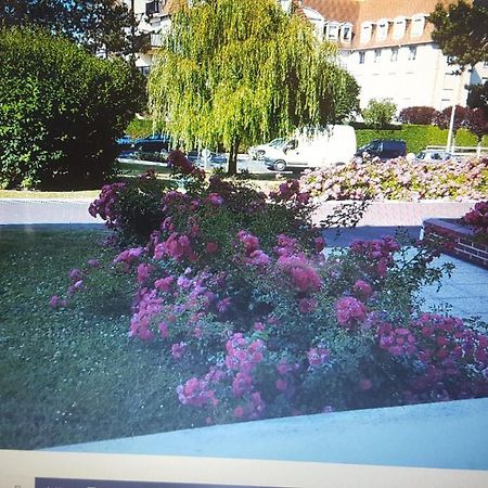 Chez Marilyn Apartment Deauville Exterior photo